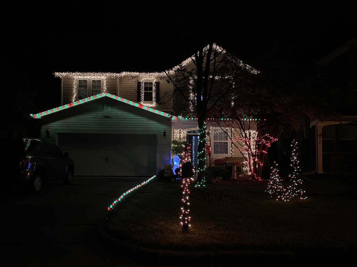 christmas lights 4008 Jockey Club Cir- Cary NC - Triangle on the Cheap