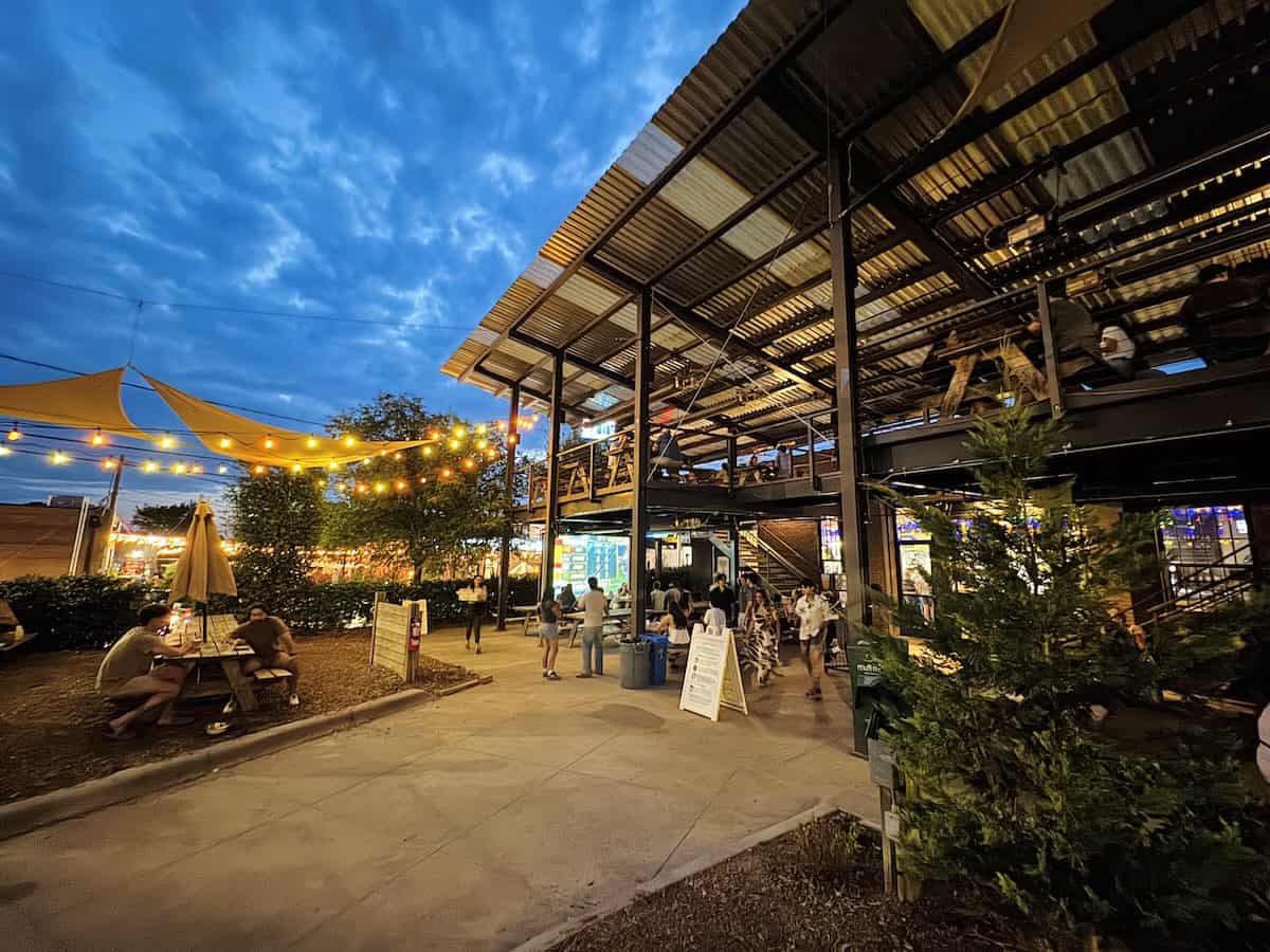 Patio at Ponysaurus Brewing